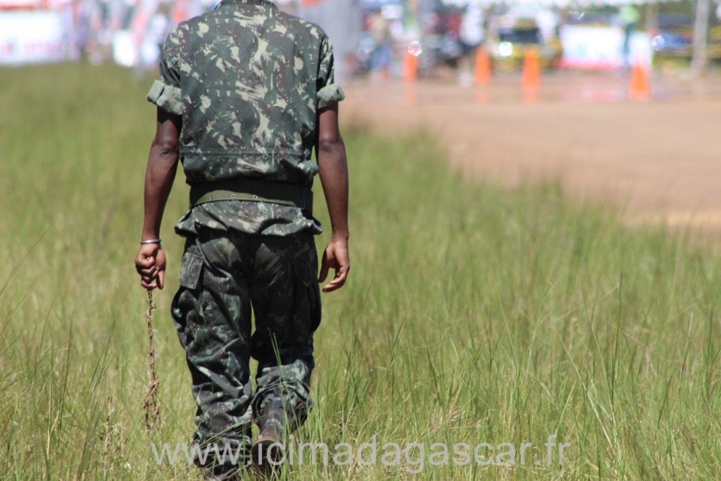 Le sécurité du Run de Madagascar est faite au barbelé